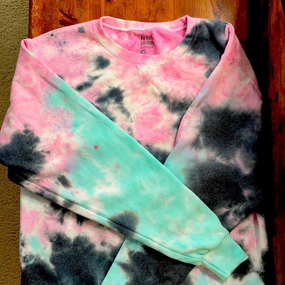 WORN ONCE tie dye sweatshirt from Pacsun